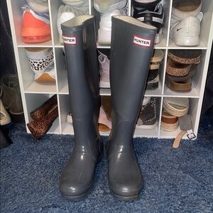 Hunter Women's Dark Gray Rain Boots